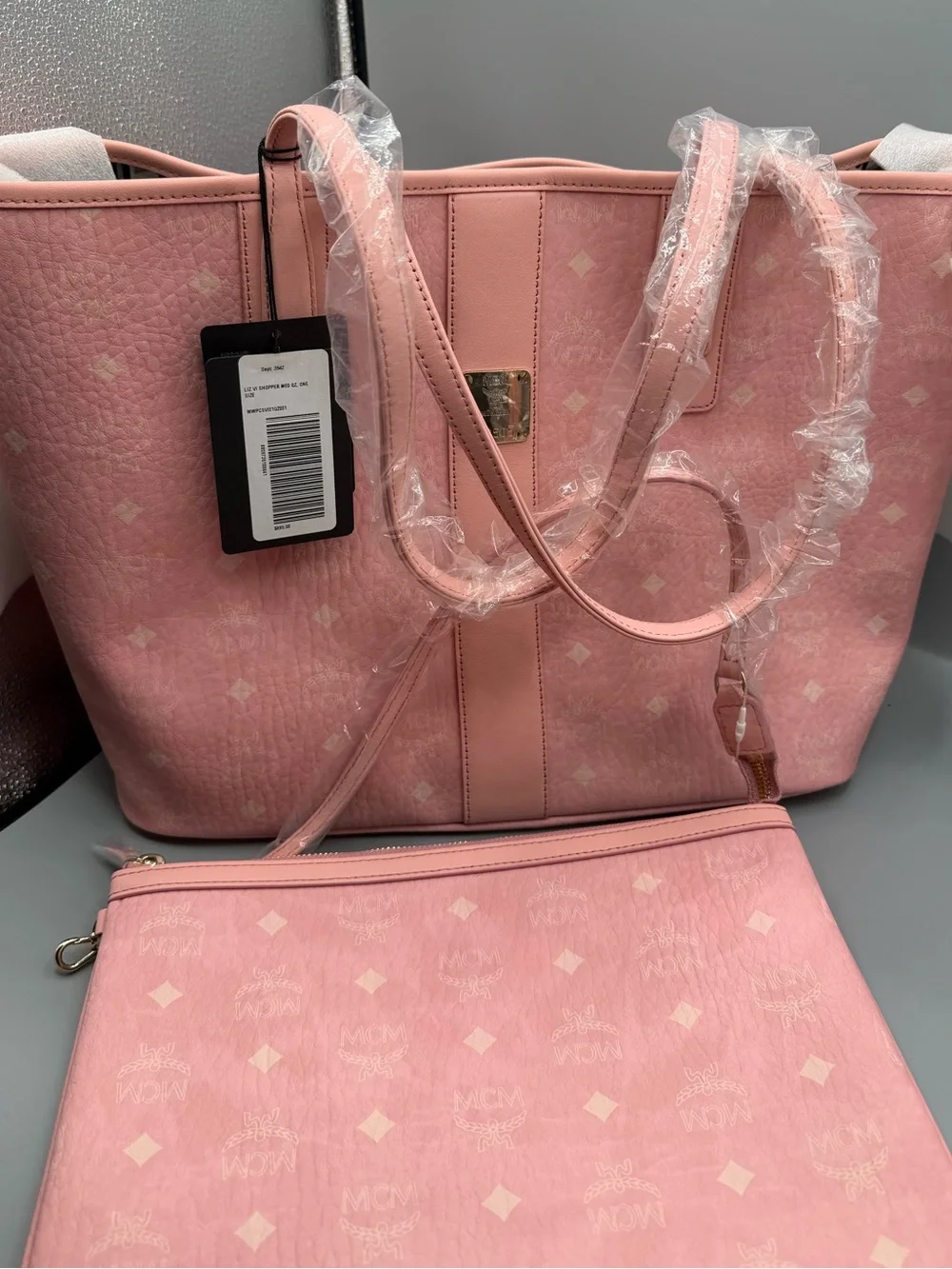 Pink REVERSIBLE! Tote Bag with Matching Pouch!